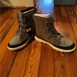 Sorrel Explorer II Joan Felt WP